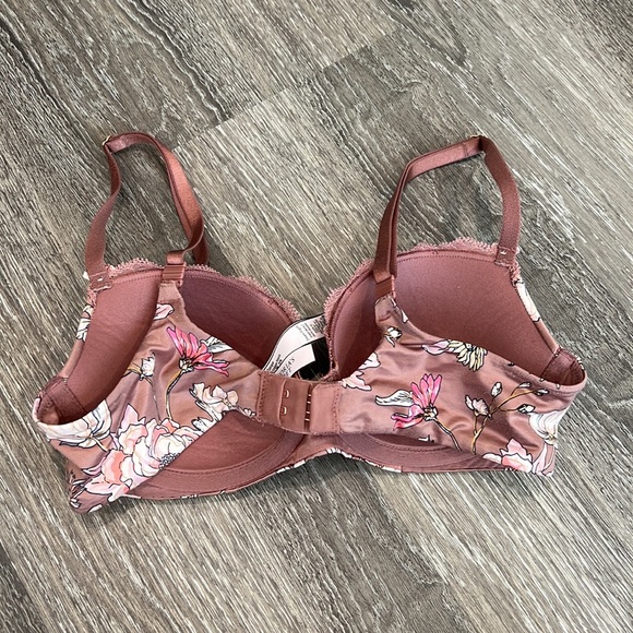 Victoria's Secret Pink Satin Bra 32C - Picture 3 of 4